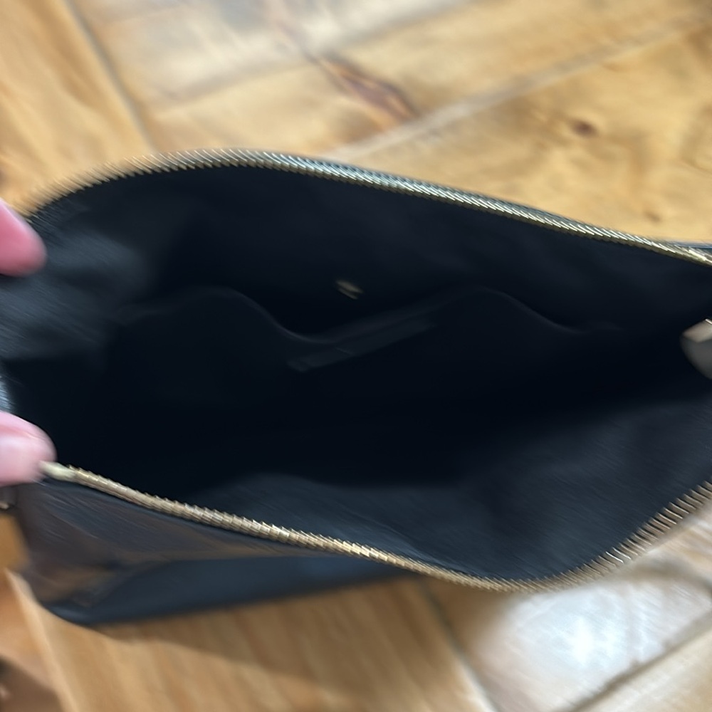 Coach purse - Picture 2 of 5